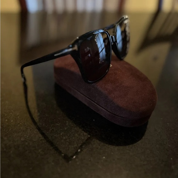 Tom Ford ‘Faye’ Sunglasses - Picture 2 of 15